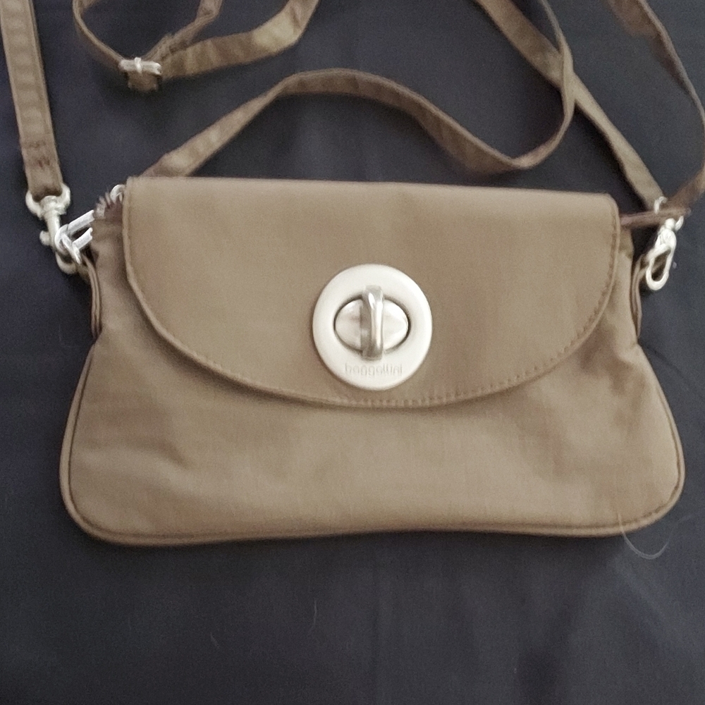 Baggallini shoulder/wristlet Cocoa bag